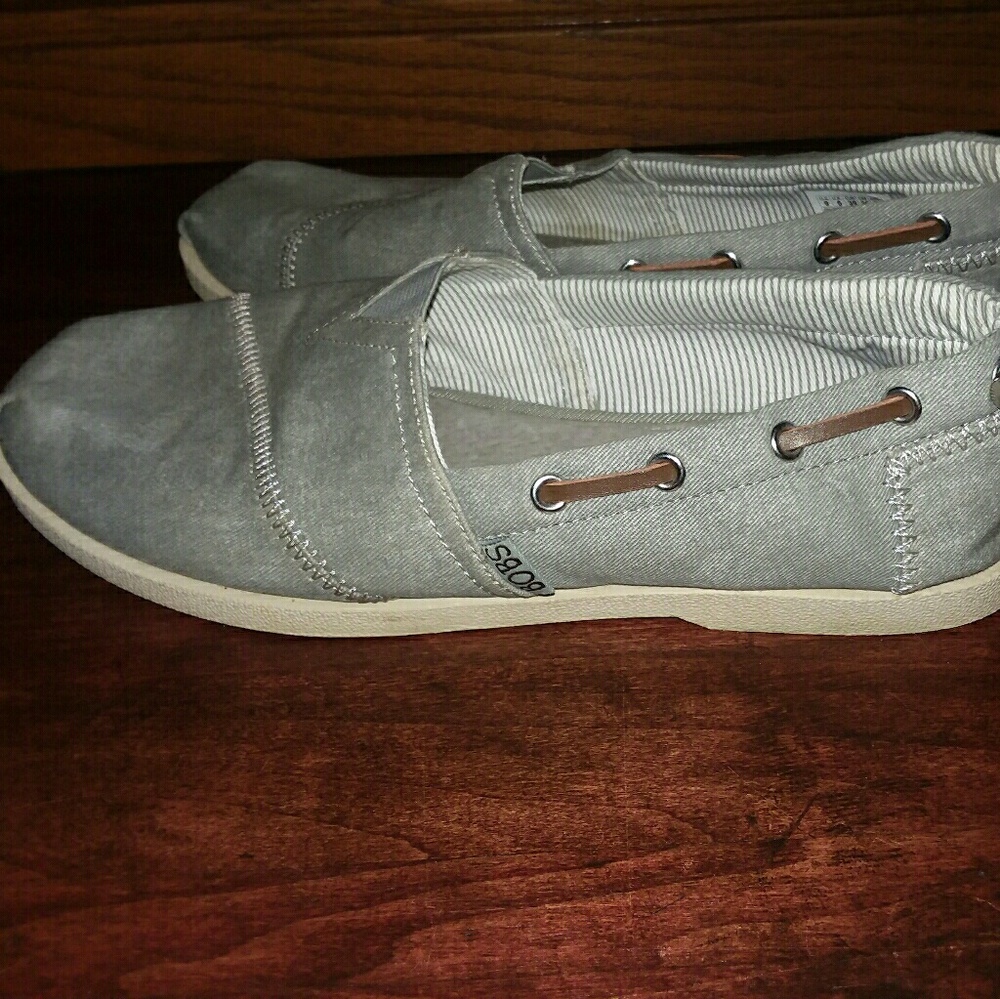 Bob's size 9